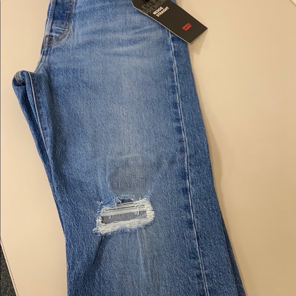 🔥🔥🔥NEW Levi’s Premium Wedgie Fit Straight Jeans - Picture 11 of 13